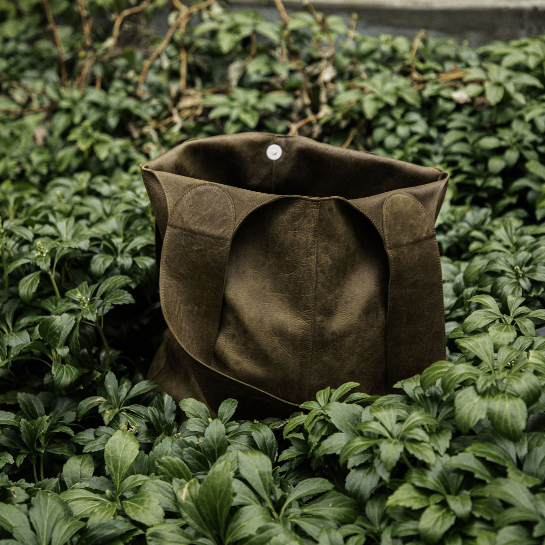 Rääkäle Tote Bag